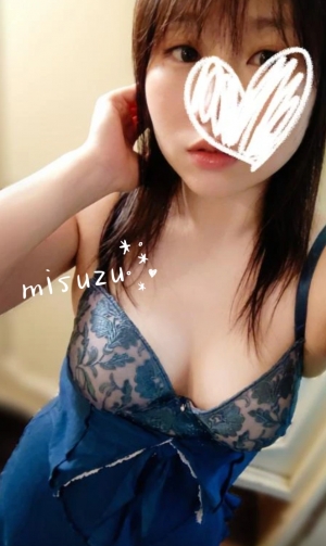 鳥取県米子市皆生温泉のソープランド かのん-KANON-の写メ日記　連休真っ只中、お待ちしてます♡画像